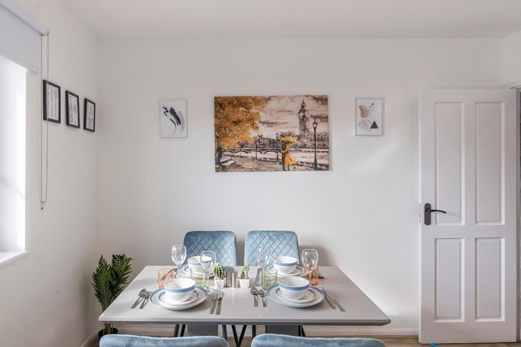 Shard View 2Br Next Tower Bridge Apartment Лондон Екстериор снимка