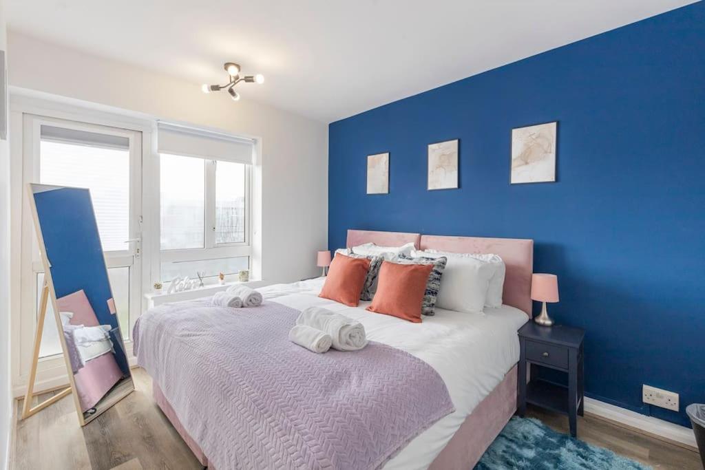 Shard View 2Br Next Tower Bridge Apartment Лондон Екстериор снимка